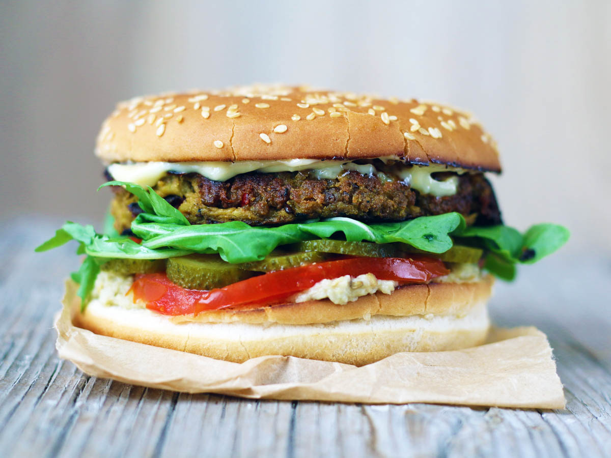 Burger de vinete vegan reteta