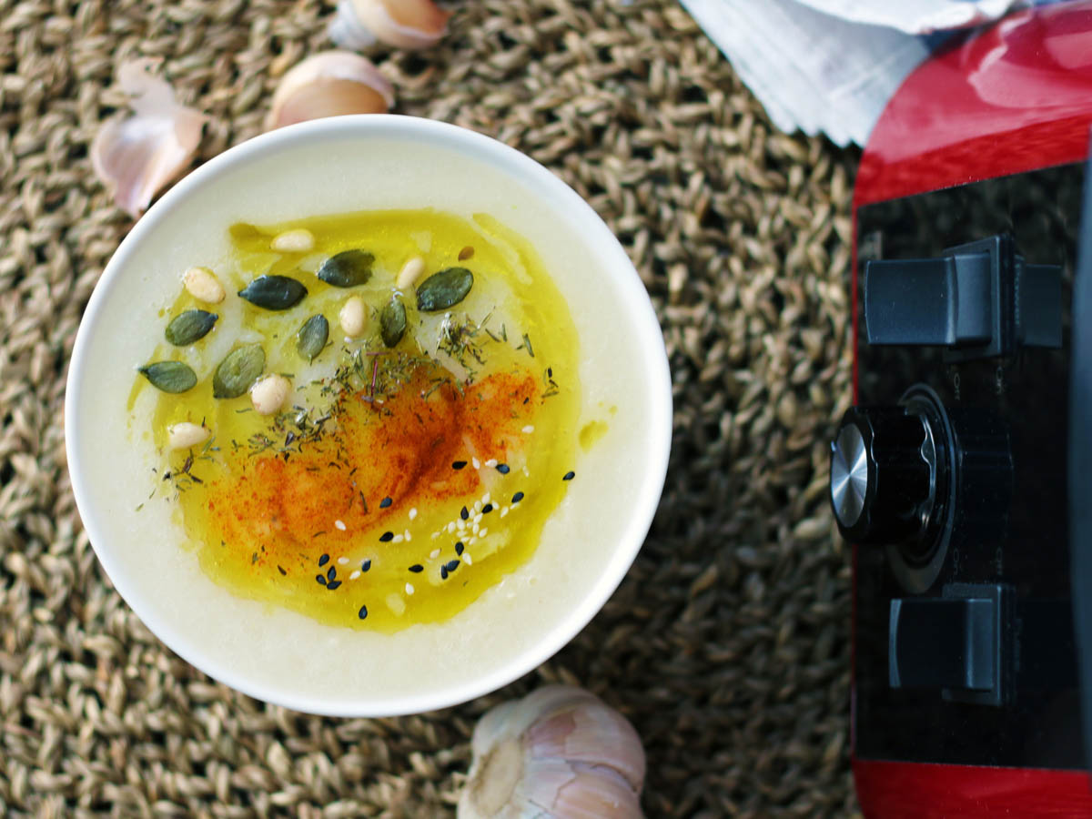 easy cauliflower soup vegan recipe