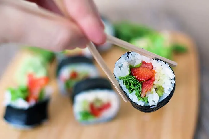 how to make vegan sushi vegetarian cum sa faci sushi