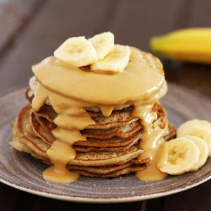 vegan peanut butter pancakes bananas clatite cu unt de arahide