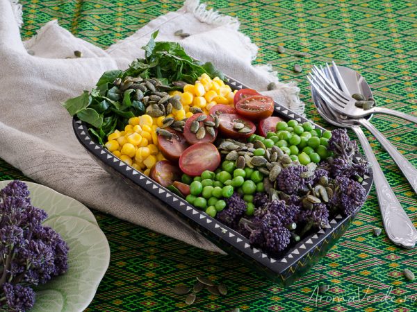 Salată-cu-broccolini