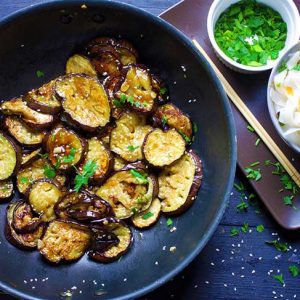 chinese eggplant with garlic sauce vinete chinezesti cu sos de usturoi