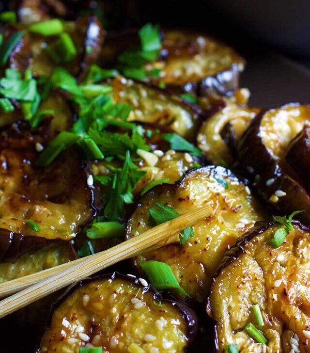 chinese eggplant with sticky garlic sauce vinete chinezesti cu usturoi