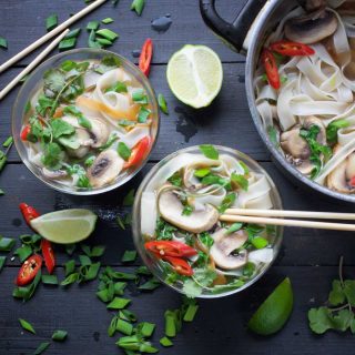 vegan asian noodle soup supa asiatica cu taitei