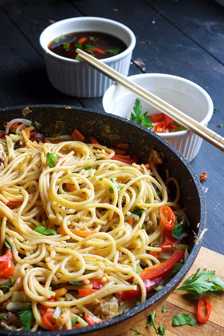 vegan lo mein chow mein retete