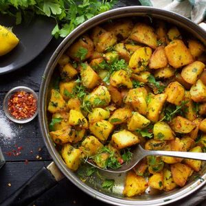 Batata Harra Spicy Roasted Potatoes recipe cartofi picanti libanezi