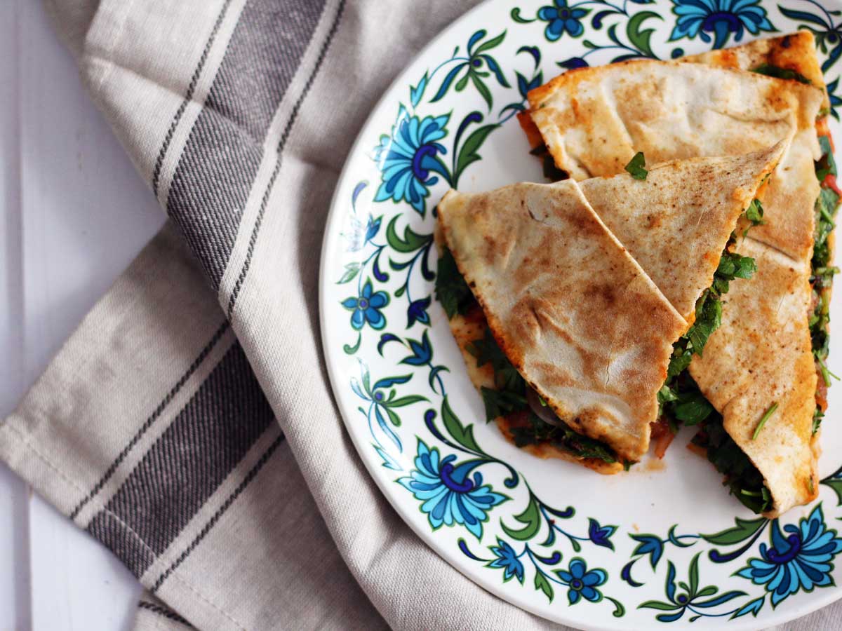 vegetarian arayes grilled pita sandwiches