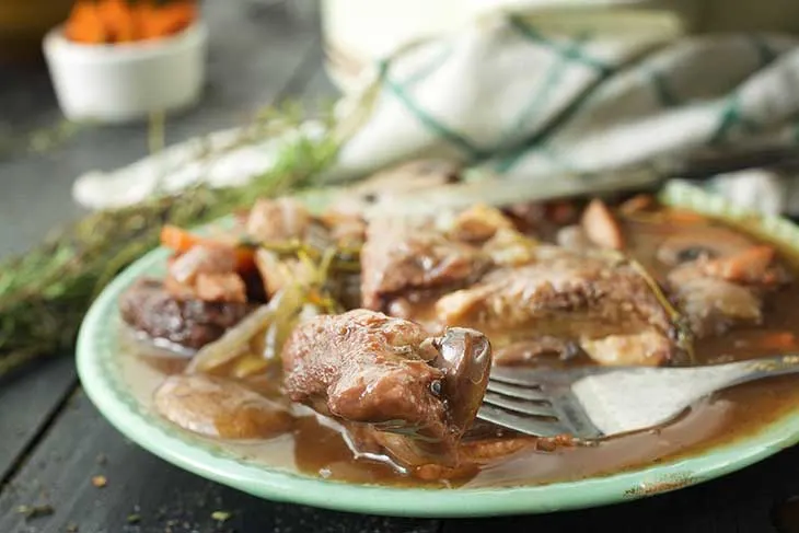 Vegan mushroom Bourguignon 