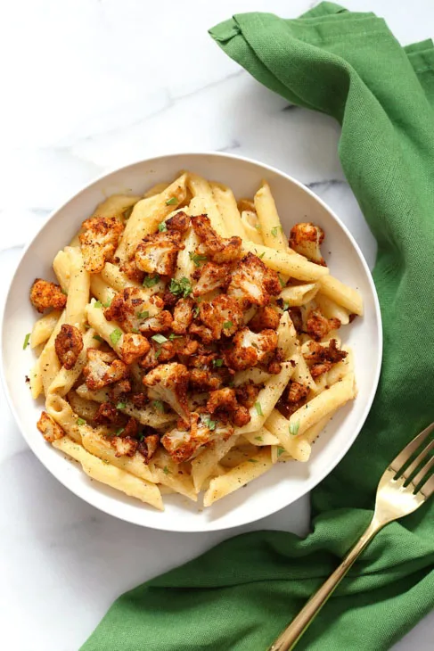 Vegan Garlic Pasta with Roasted Cajun Cauliflower