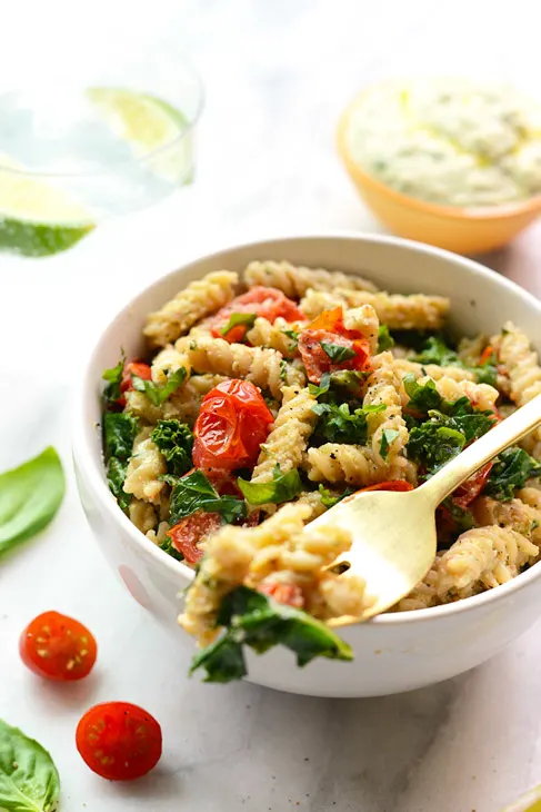 Creamy Vegan Pasta With Sauteed Kale and Tomatoes