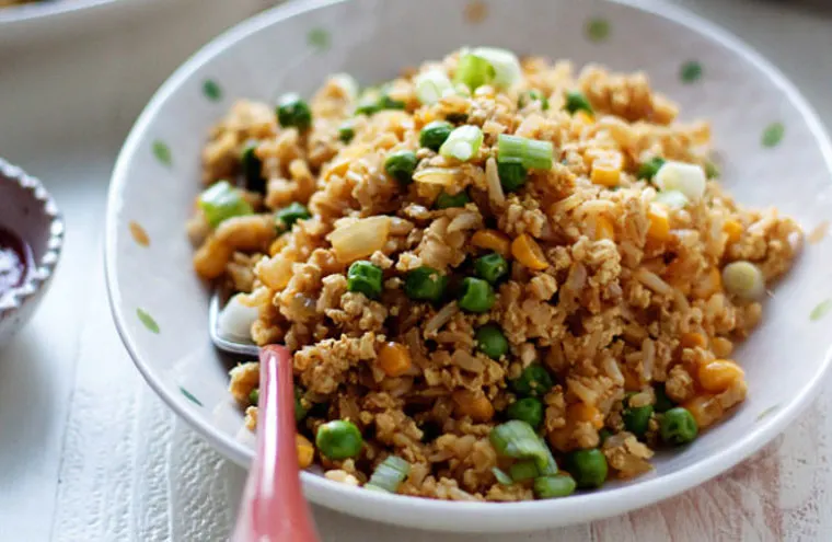 12-Minute Scrambled Tofu Fried Rice