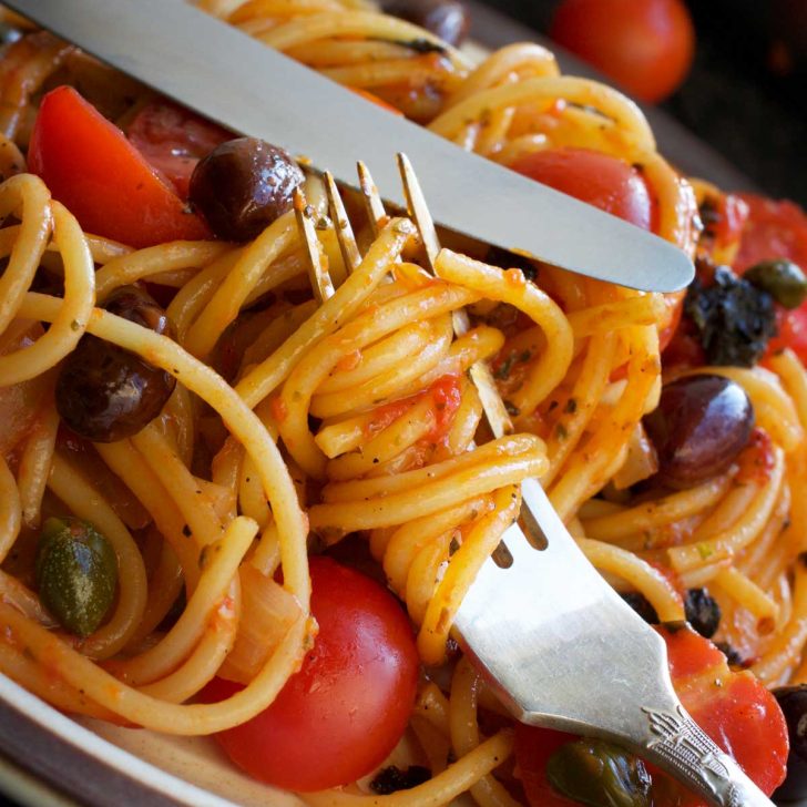 vegan spaghetti alla puttanesca pasta italian