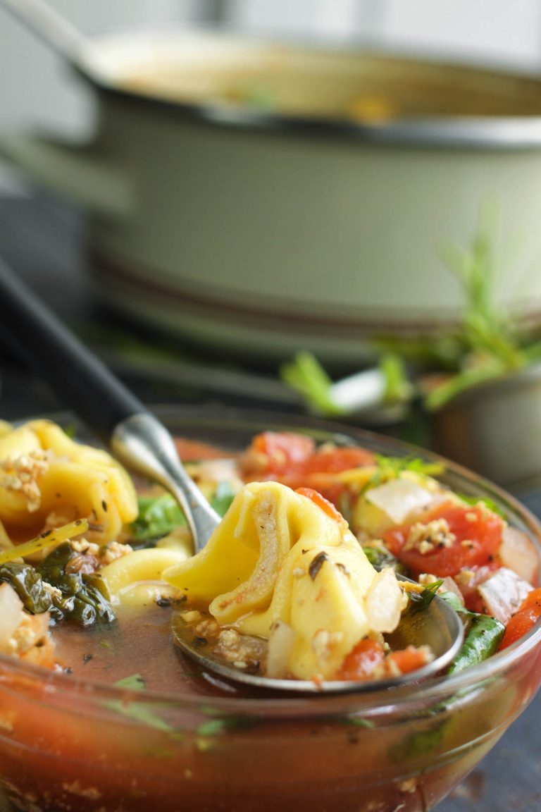 vegan tortellini soup recipe supa cu tortellini reteta