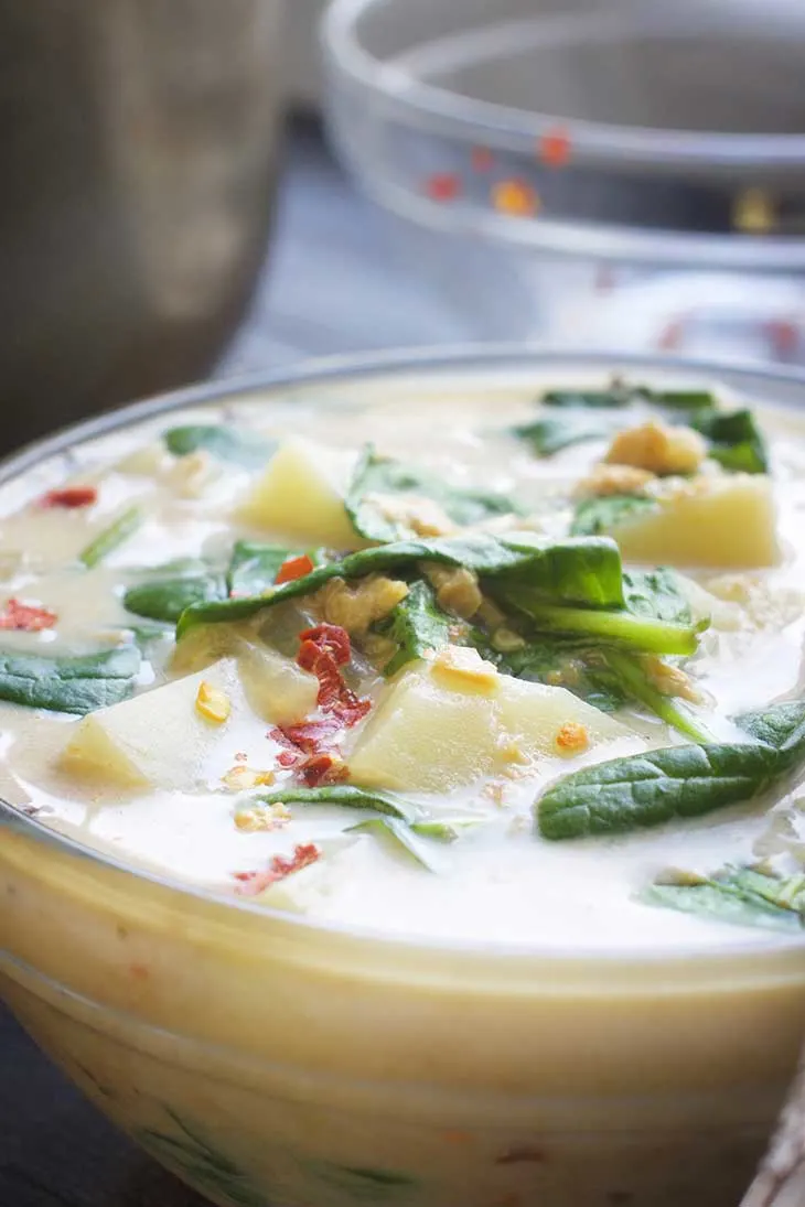 Vegan Tuscan White Bean Soup with spinach