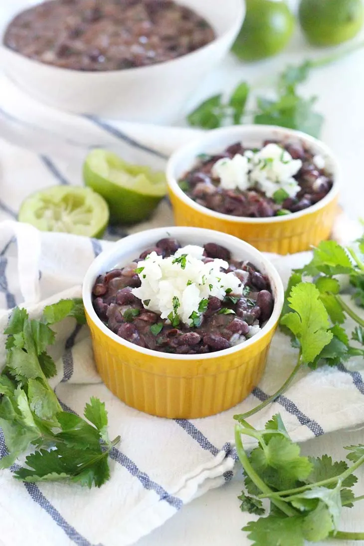 Quick and Easy Vegan Black Beans And Rice