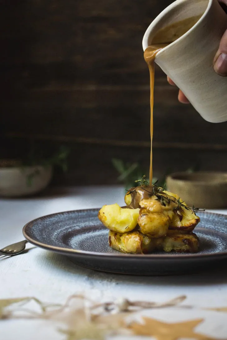 An Epic Vegan Gravy + Some Simple Festive Sides