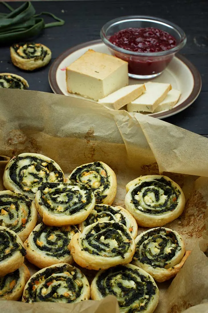 Greek Vegan Spinach Pinwheels 