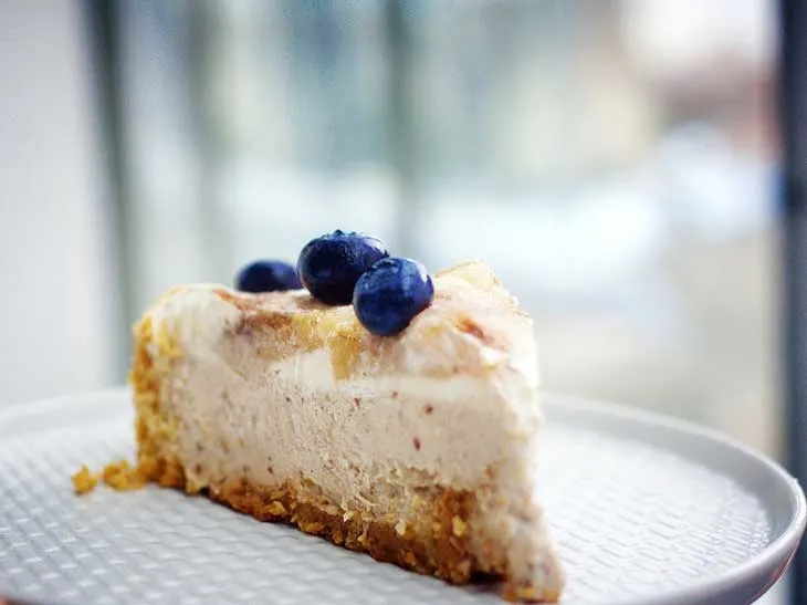 Vegan Banana Cream Pie slice 