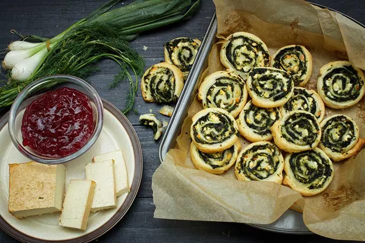 Vegan Spinach Pinwheels rulouri cu spanac