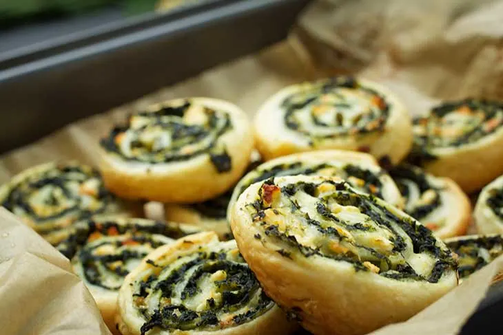 Vegan Spinach Pinwheels recipe with tofu cheese