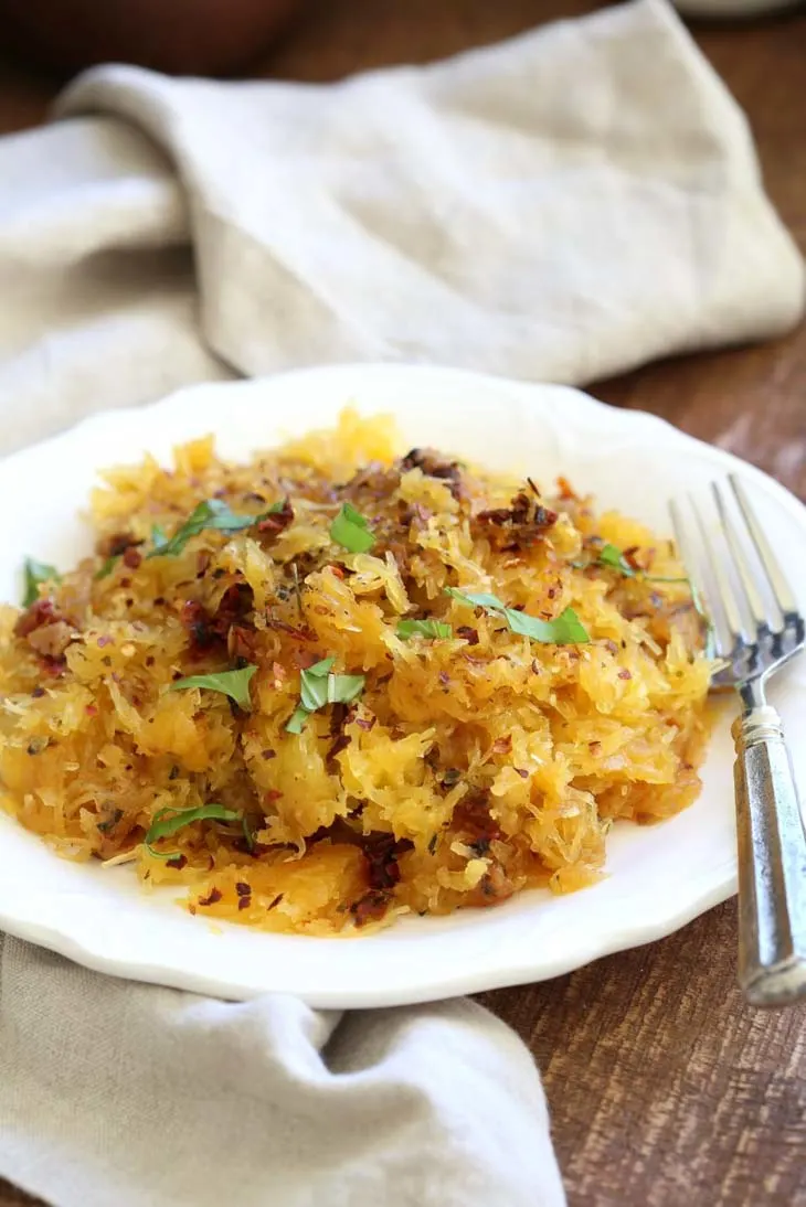 Spaghetti Squash Pasta with Sun-dried Tomato, Garlic & Basil