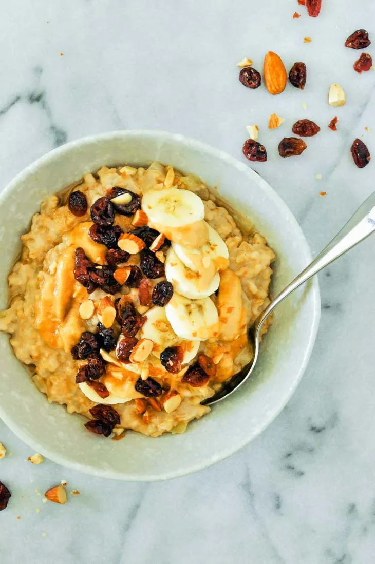 Slow Cooker Peanut Butter Oatmeal for Breakfast Meal Prep