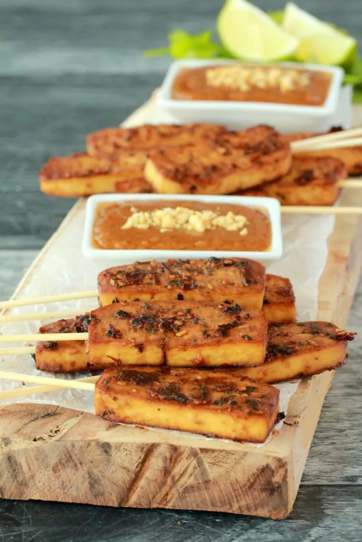 Tofu Satay with Peanut Sauce