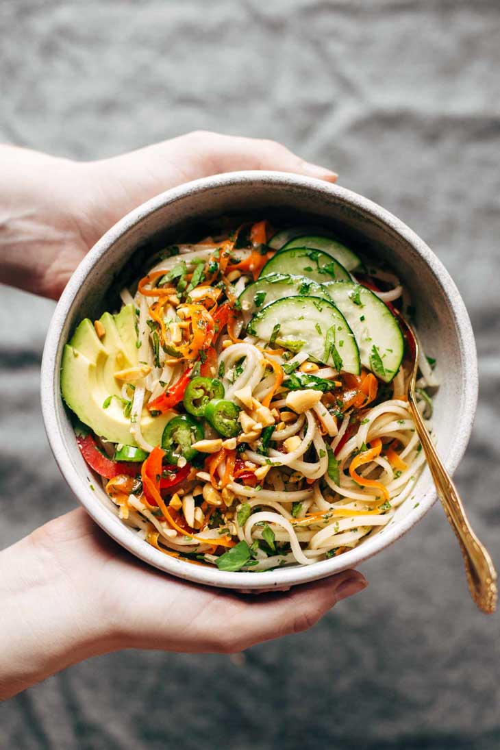 Spring roll bowls with sweet garlic lime sauce