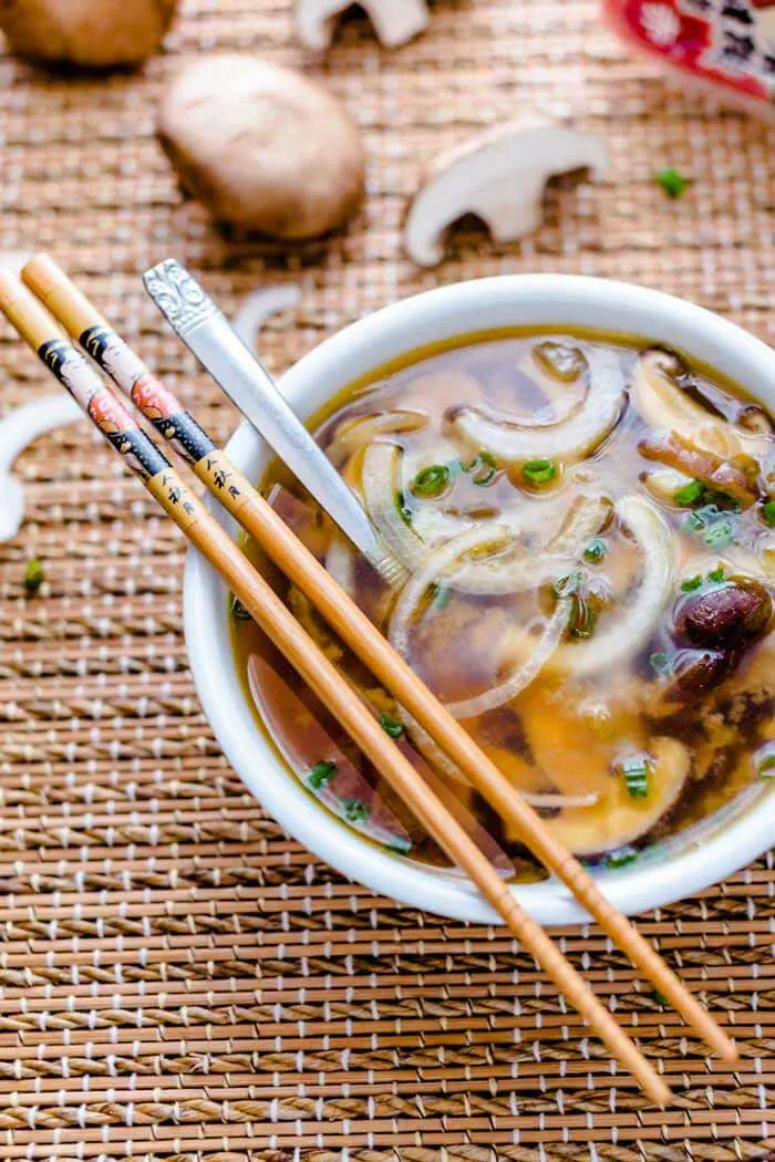 Japanese Onion Soup with Mushrooms