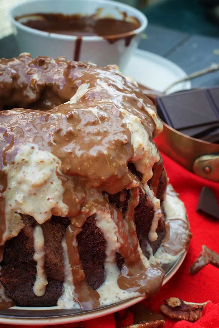 Chocolate Vegan Bundt Cake 