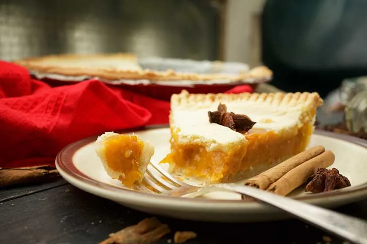 Jack o Lantern Haloween Pumpkin Pie  