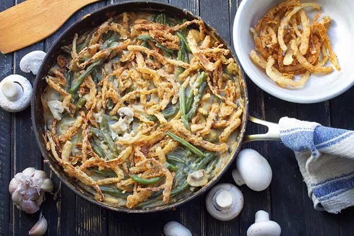 Vegan Green Bean Casserole Caserola cu fasole verde