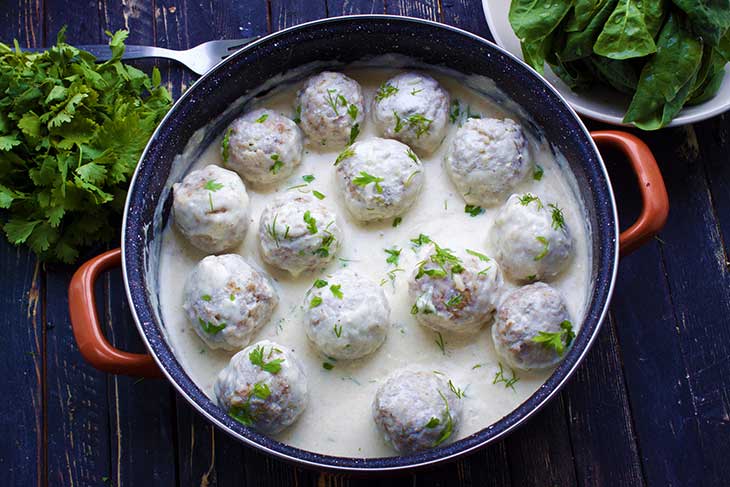 Vegan Swedish Meatballs chiftelute suedeze de post