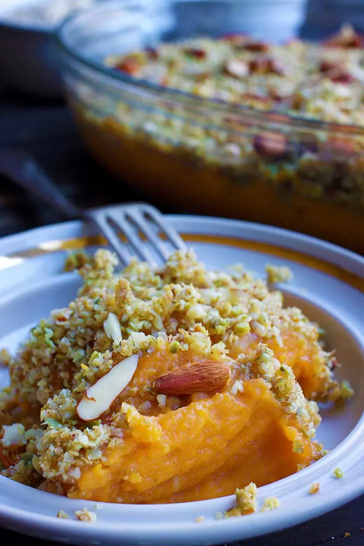 Vegan Sweet Potato Casserole with nuts Caserola dulce cu cartofi dulci