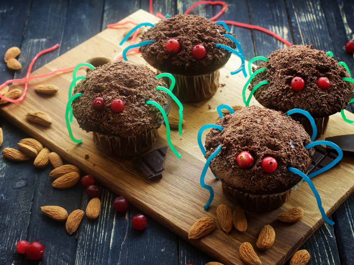 halloween vegan spider cupcakes 