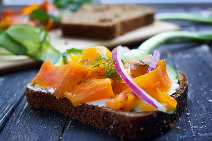 how to make vegan salmon toast
