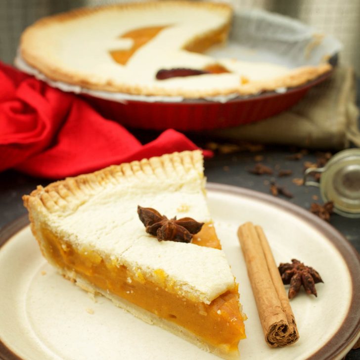 vegan Haloween Pumpkin Pie slice placinta cu dovleac