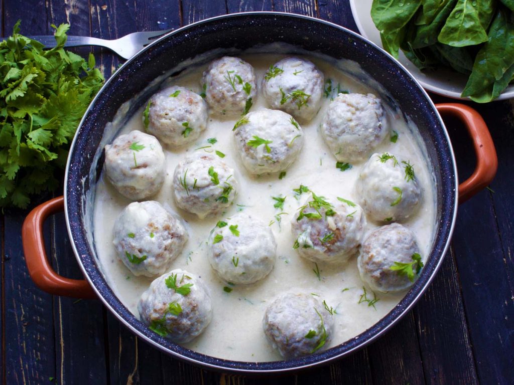 Vegan Swedish Meatballs chiftelute suedeze de post