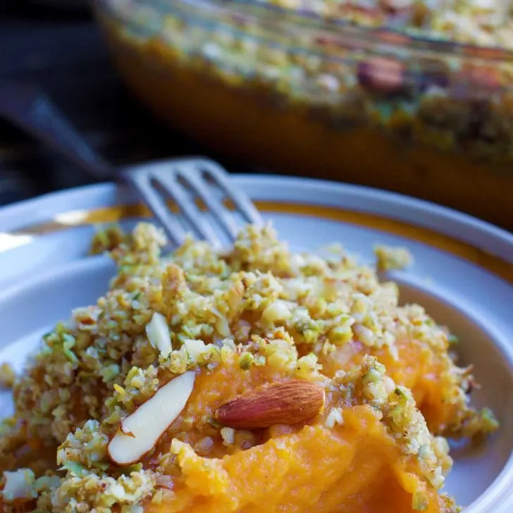 Vegan Sweet Potato Casserole with nuts Caserola dulce cu cartofi dulci