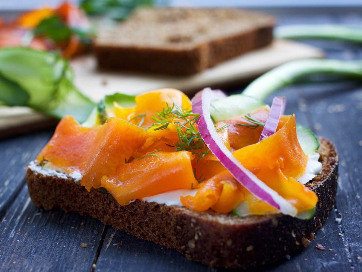 how to make vegan salmon toast