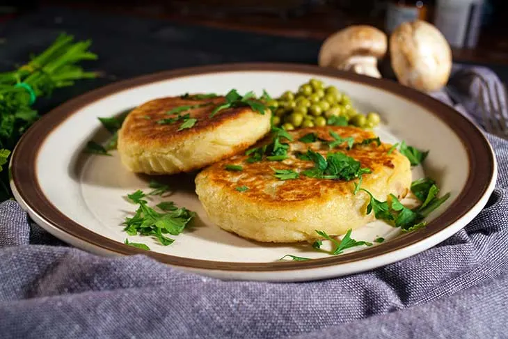 vegan stuffed potato cutlets