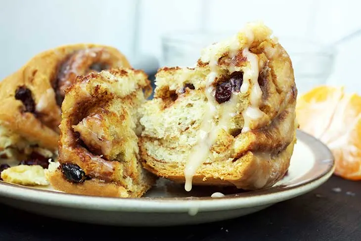 Perfect Vegan Cinnamon Rolls