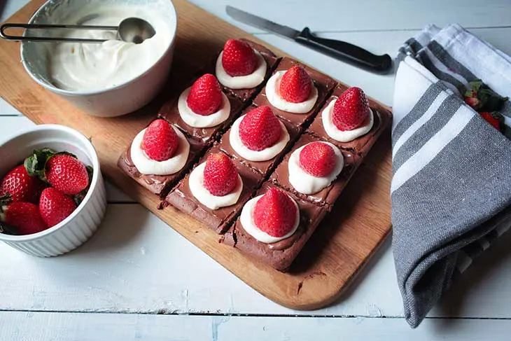 Vegan Christmas Brownies with strawberries