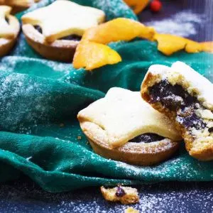 Vegan Mince Pies christmas recipe placintele cu fructe uscate