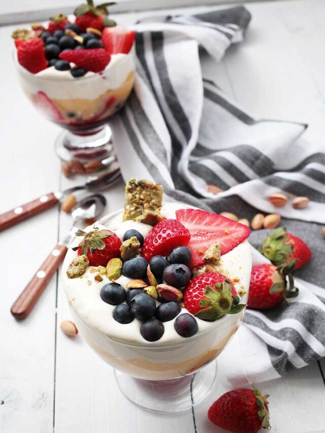 How to Make Trifle for New Years Eve
