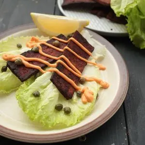 vegan tofu bacon lettuce leaves
