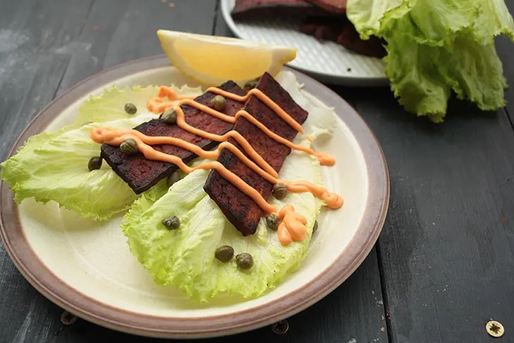 vegan tofu bacon lettuce leaves