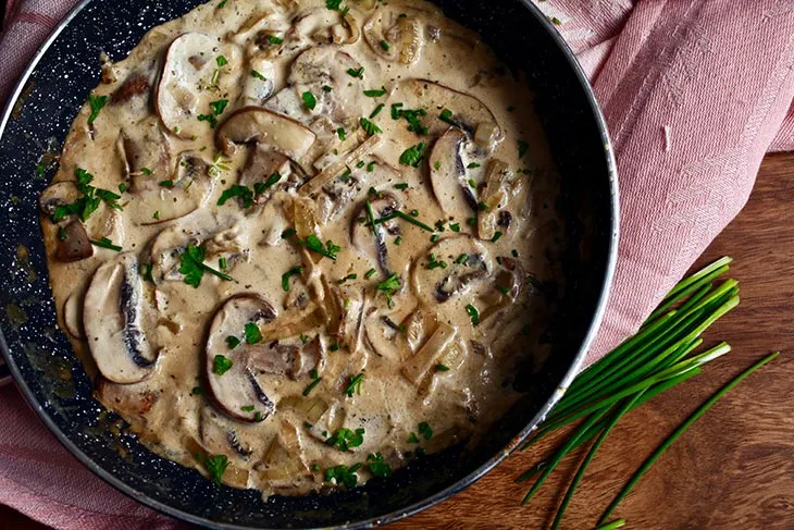 Stroganoff de ciuperci reteta simpla