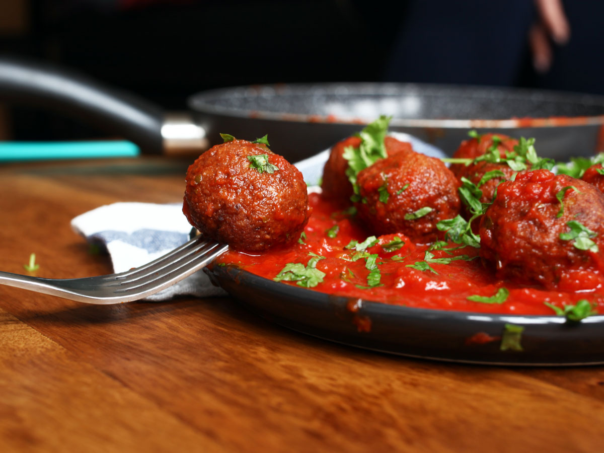 Black Bean Meatballs in Roasted Tomato and Pepper Sauce