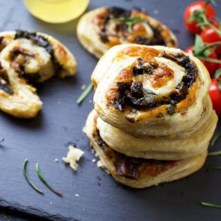 Vegan Mushroom Pinwheels pastry recipe Pateuri cu ciuperci